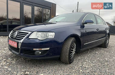 Седан Volkswagen Passat 2005 в Яворові