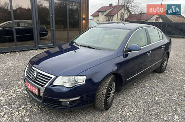 Седан Volkswagen Passat 2005 в Яворові