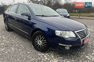 Седан Volkswagen Passat 2005 в Яворові