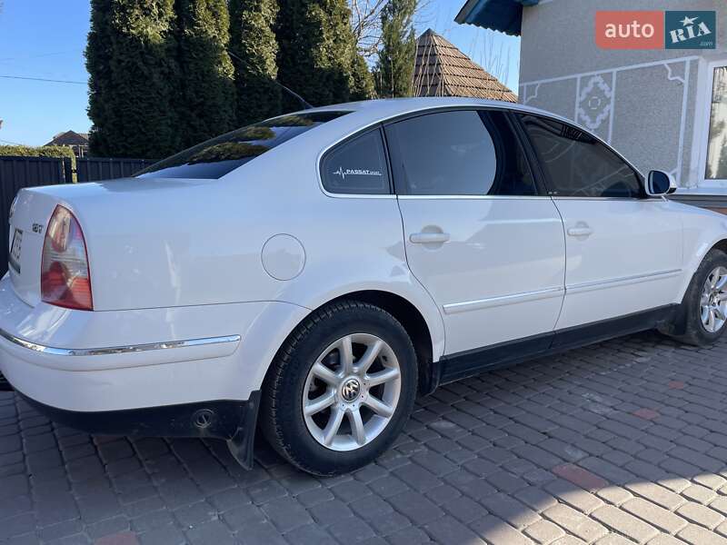 Седан Volkswagen Passat 2004 в Тернополе