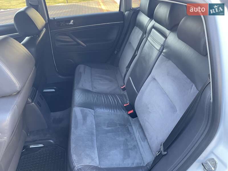 Седан Volkswagen Passat 2004 в Тернополе