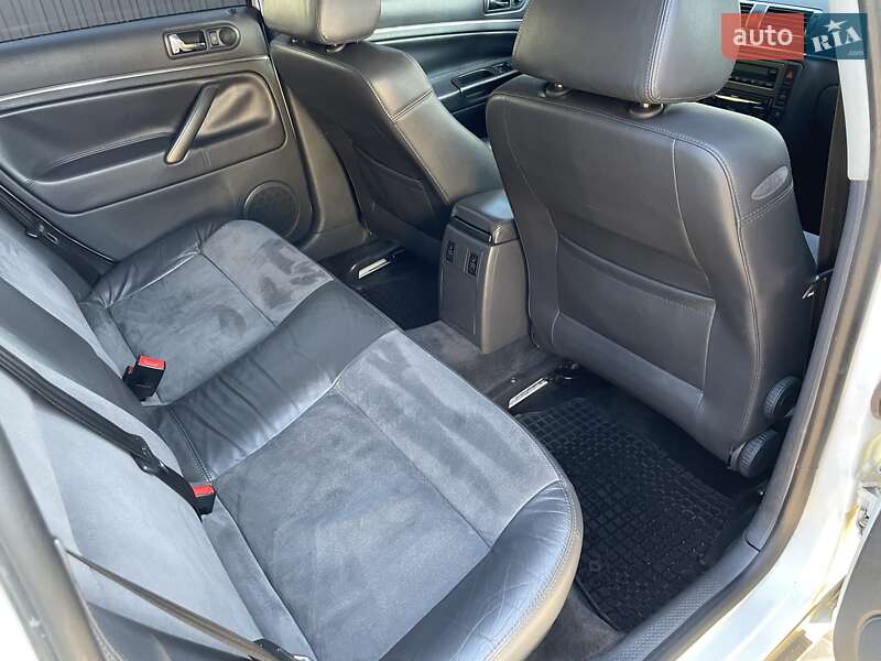 Седан Volkswagen Passat 2004 в Тернополе