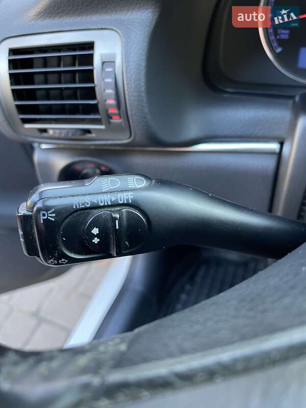 Седан Volkswagen Passat 2004 в Тернополе