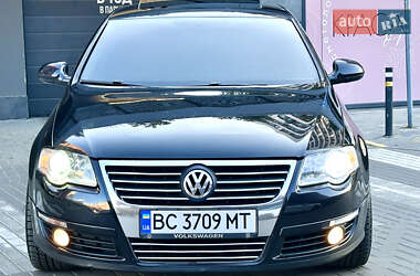 Седан Volkswagen Passat 2010 в Львові