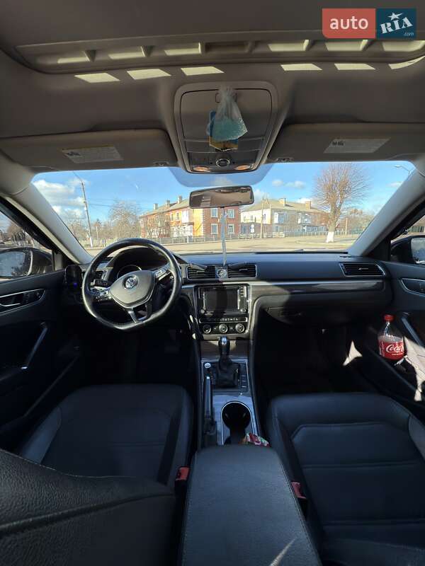 Седан Volkswagen Passat 2017 в Києві