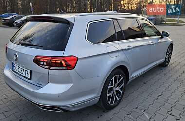 Универсал Volkswagen Passat 2019 в Львове