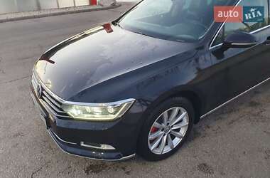 Універсал Volkswagen Passat 2016 в Мукачевому