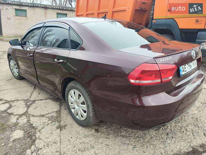 Седан Volkswagen Passat 2012 в Кривому Розі