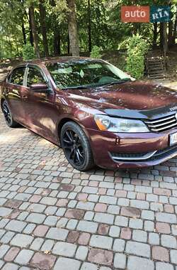 Седан Volkswagen Passat 2012 в Кривому Розі