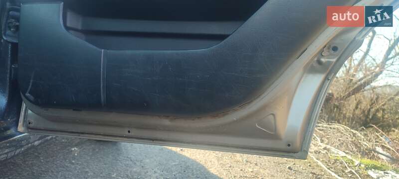 Седан Volkswagen Passat 1989 в Хусте