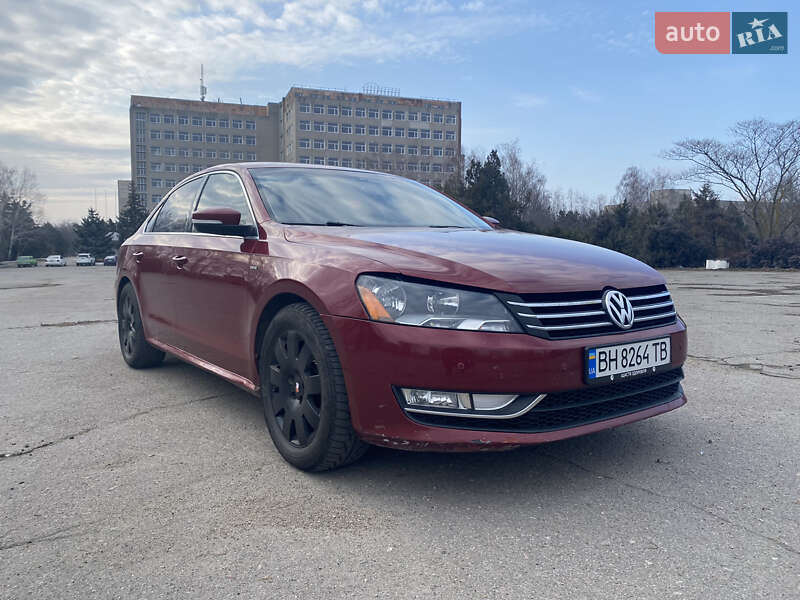 Седан Volkswagen Passat 2015 в Одессе