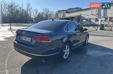 Седан Volkswagen Passat 2012 в Днепре