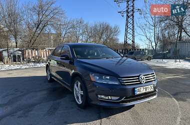 Седан Volkswagen Passat 2012 в Днепре