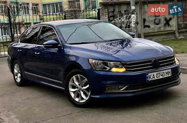 Седан Volkswagen Passat 2016 в Києві