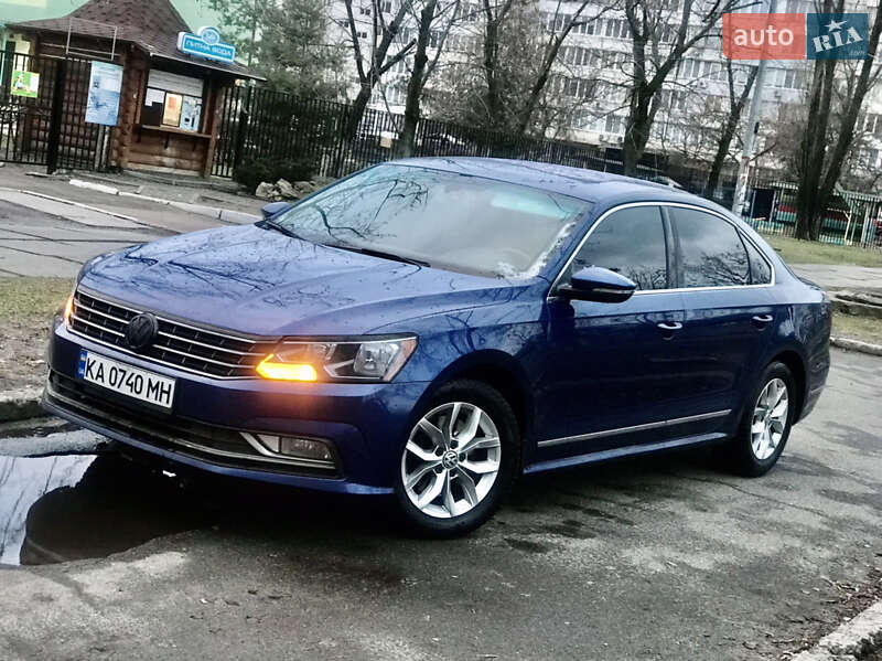 Седан Volkswagen Passat 2016 в Києві