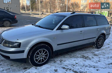 Універсал Volkswagen Passat 1999 в Охтирці