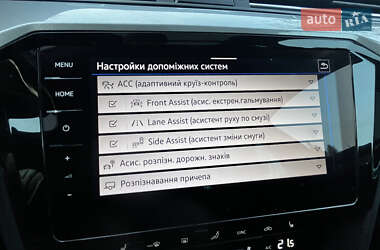 Универсал Volkswagen Passat 2021 в Киеве