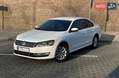 Седан Volkswagen Passat 2012 в Одессе