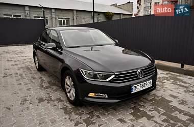 Седан Volkswagen Passat 2017 в Львові