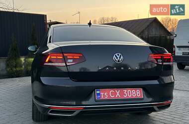 Седан Volkswagen Passat 2020 в Львове