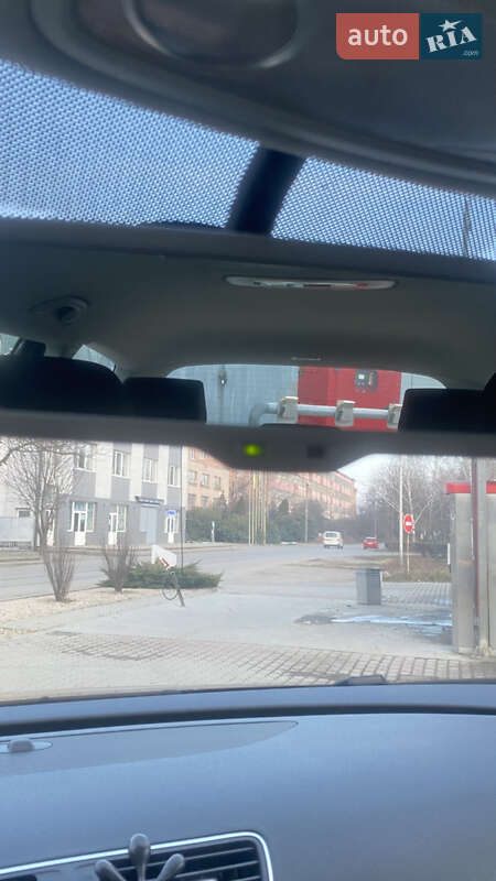 Універсал Volkswagen Passat 2011 в Мукачевому