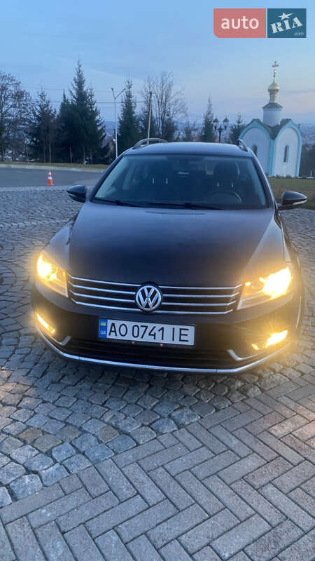 Універсал Volkswagen Passat 2011 в Мукачевому