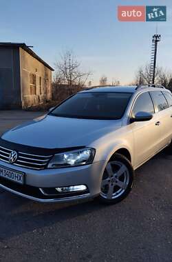 Універсал Volkswagen Passat 2012 в Бердичеві