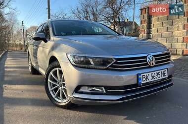 Универсал Volkswagen Passat 2018 в Ровно