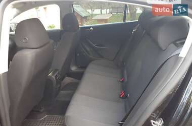 Седан Volkswagen Passat 2009 в 