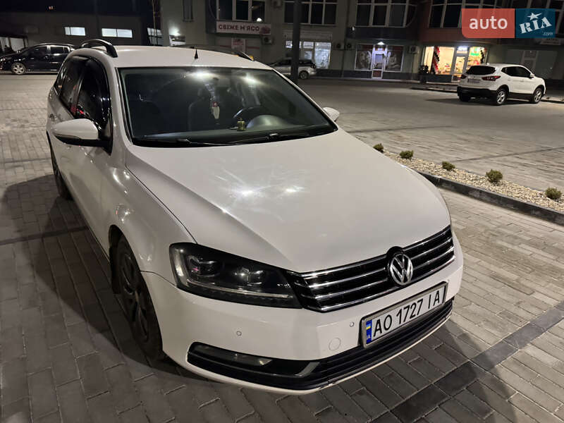 Volkswagen Passat 2011