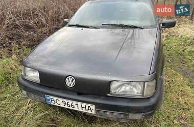 Седан Volkswagen Passat 1989 в Львові