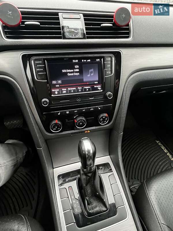 Volkswagen Passat 2013