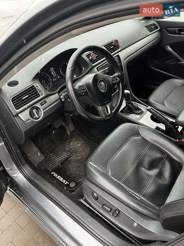 Седан Volkswagen Passat 2013 в Броварах