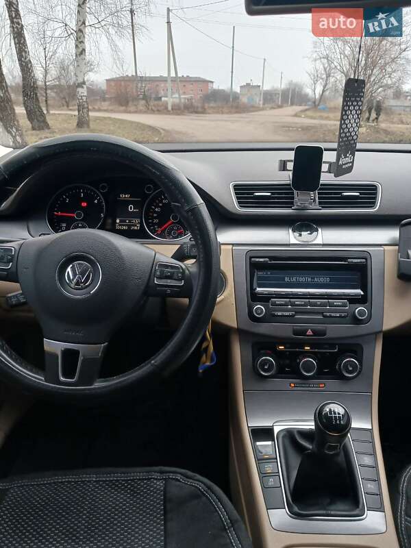 Универсал Volkswagen Passat 2013 в Бахмаче фото 7 Универсал Volkswagen Passat 2013 в Бахмаче