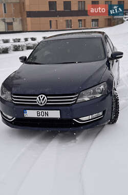 Седан Volkswagen Passat 2014 в Лозовой