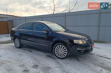 Седан Volkswagen Passat 2009 в Луцке