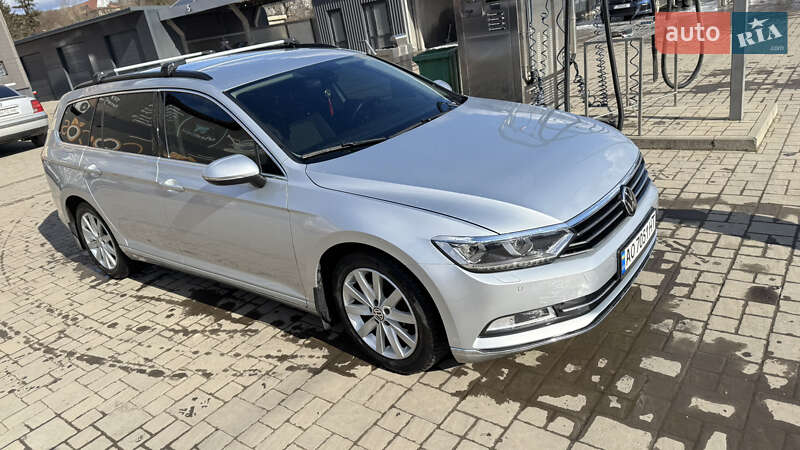 Универсал Volkswagen Passat 2017 в Ужгороде