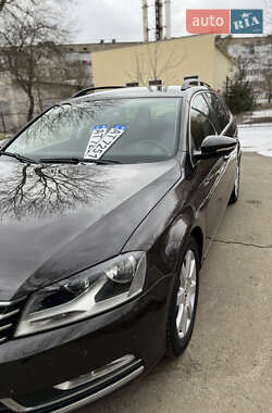 Универсал Volkswagen Passat 2011 в Калуше