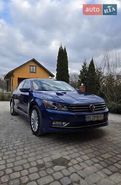 Седан Volkswagen Passat 2016 в Львове