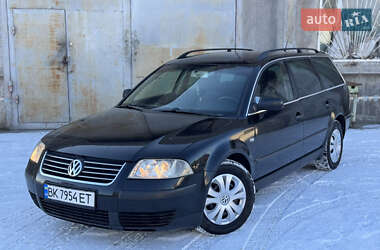 Универсал Volkswagen Passat 2003 в Нетешине