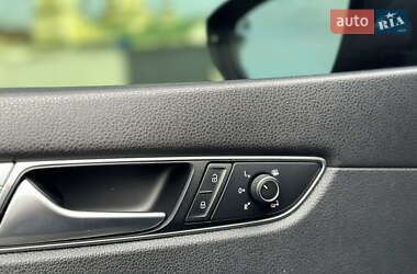 Седан Volkswagen Passat 2015 в 