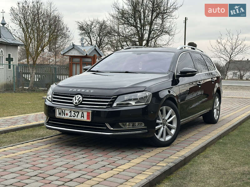 Универсал Volkswagen Passat 2011 в Снятине