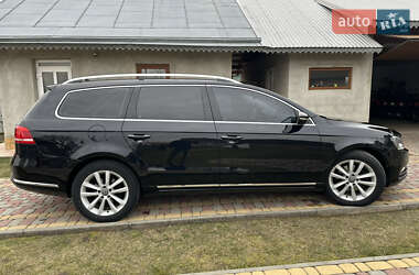 Универсал Volkswagen Passat 2011 в Снятине