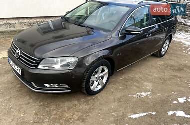 Універсал Volkswagen Passat 2013 в Львові