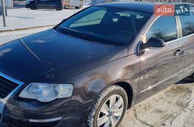 Универсал Volkswagen Passat 2005 в Кременчуге