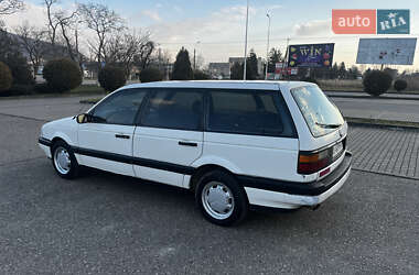 Универсал Volkswagen Passat 1989 в Виноградове