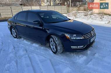 Седан Volkswagen Passat 2015 в Киеве