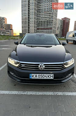 Седан Volkswagen Passat 2018 в 