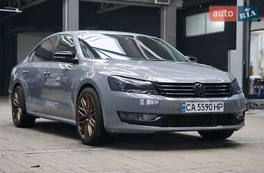 Седан Volkswagen Passat 2013 в Києві