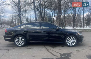 Седан Volkswagen Passat 2018 в 